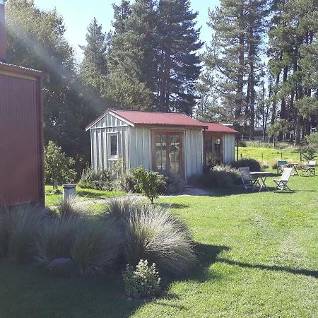 Behind The Bike Sheds Bed and Breakfast Waipiata Exteriör bild