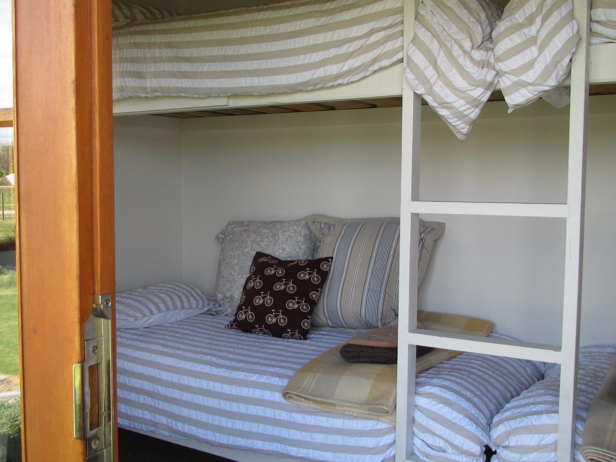 Behind The Bike Sheds Bed and Breakfast Waipiata Exteriör bild